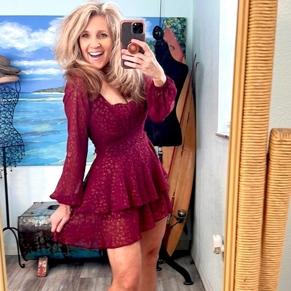 NWT,City Vibe, Fun &!Flirty Romper w/Peplum Frill & Zippered Back, Size 0 - Picture 1 of 12